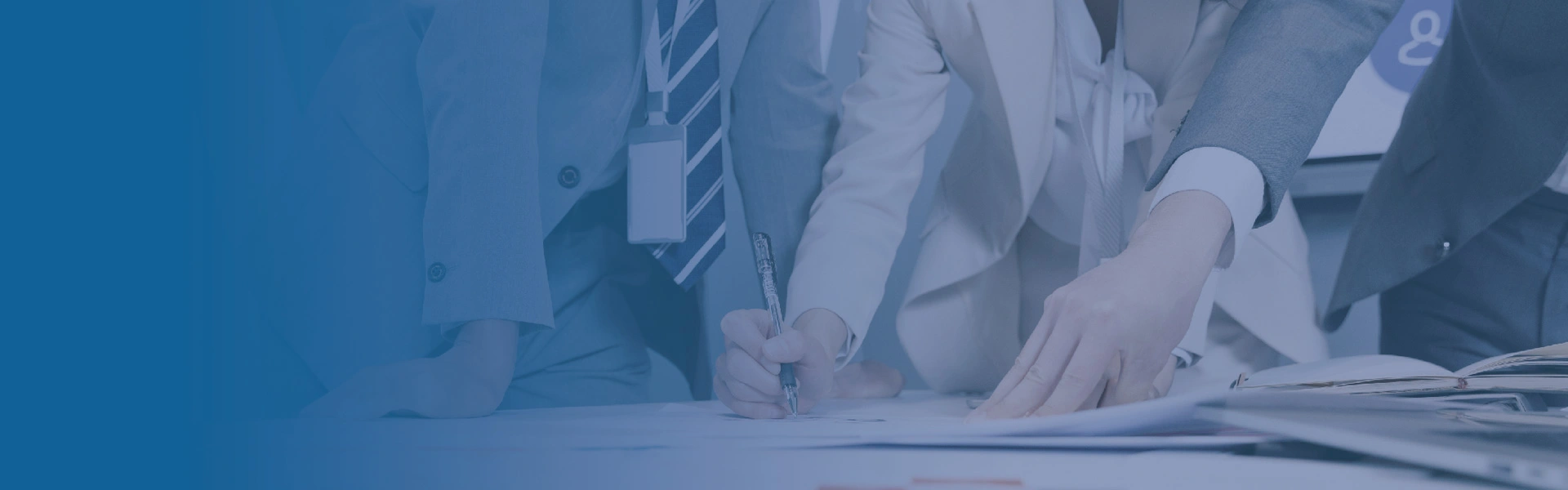 MPPT Solar Charge Controller Solution